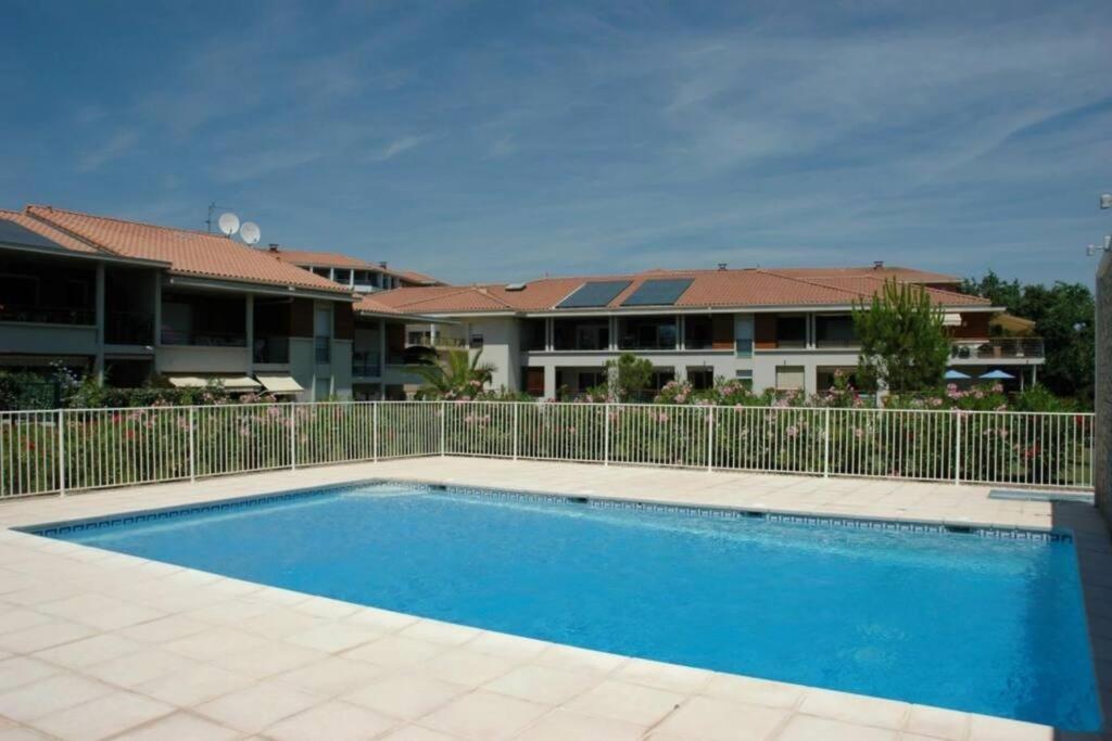 شقة Votre Sejour Cosy A Frejus! المظهر الخارجي الصورة