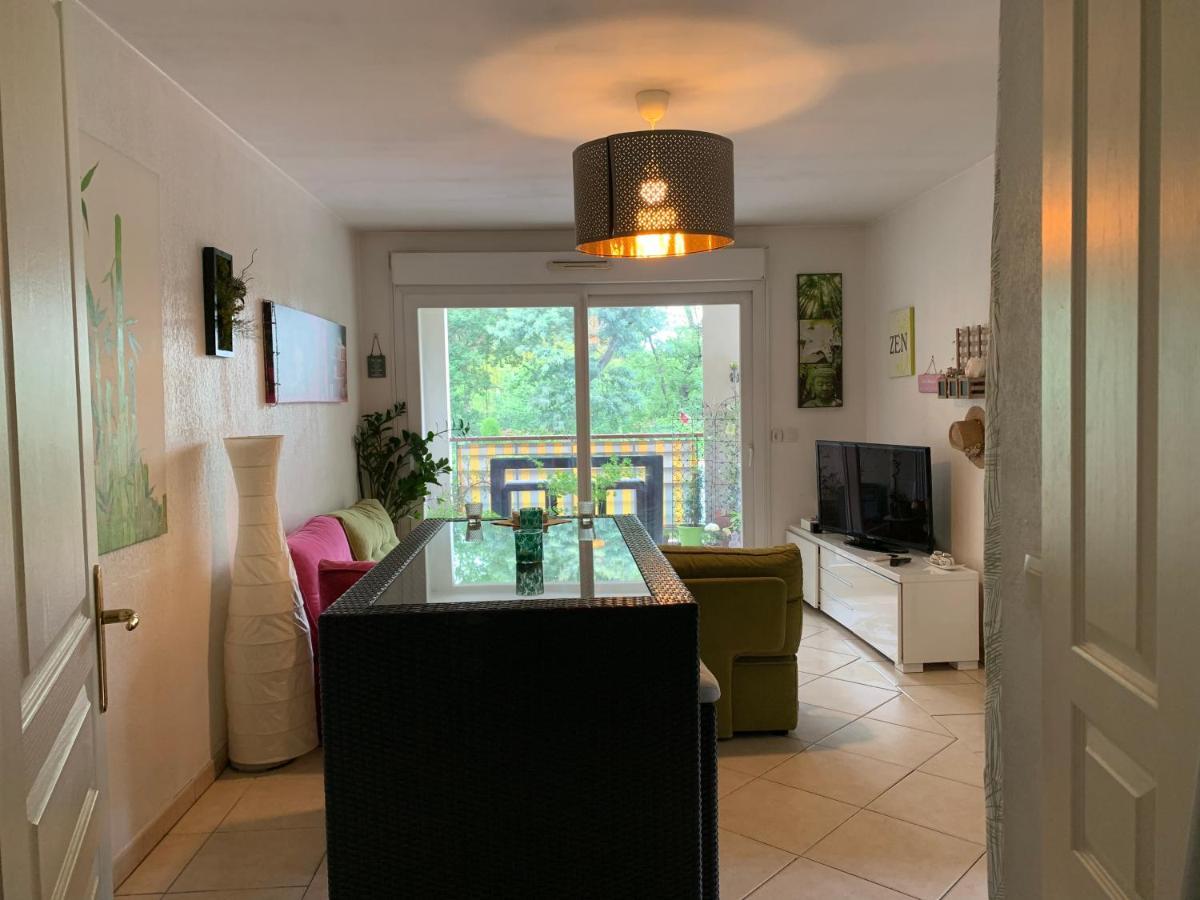 شقة Votre Sejour Cosy A Frejus! المظهر الخارجي الصورة