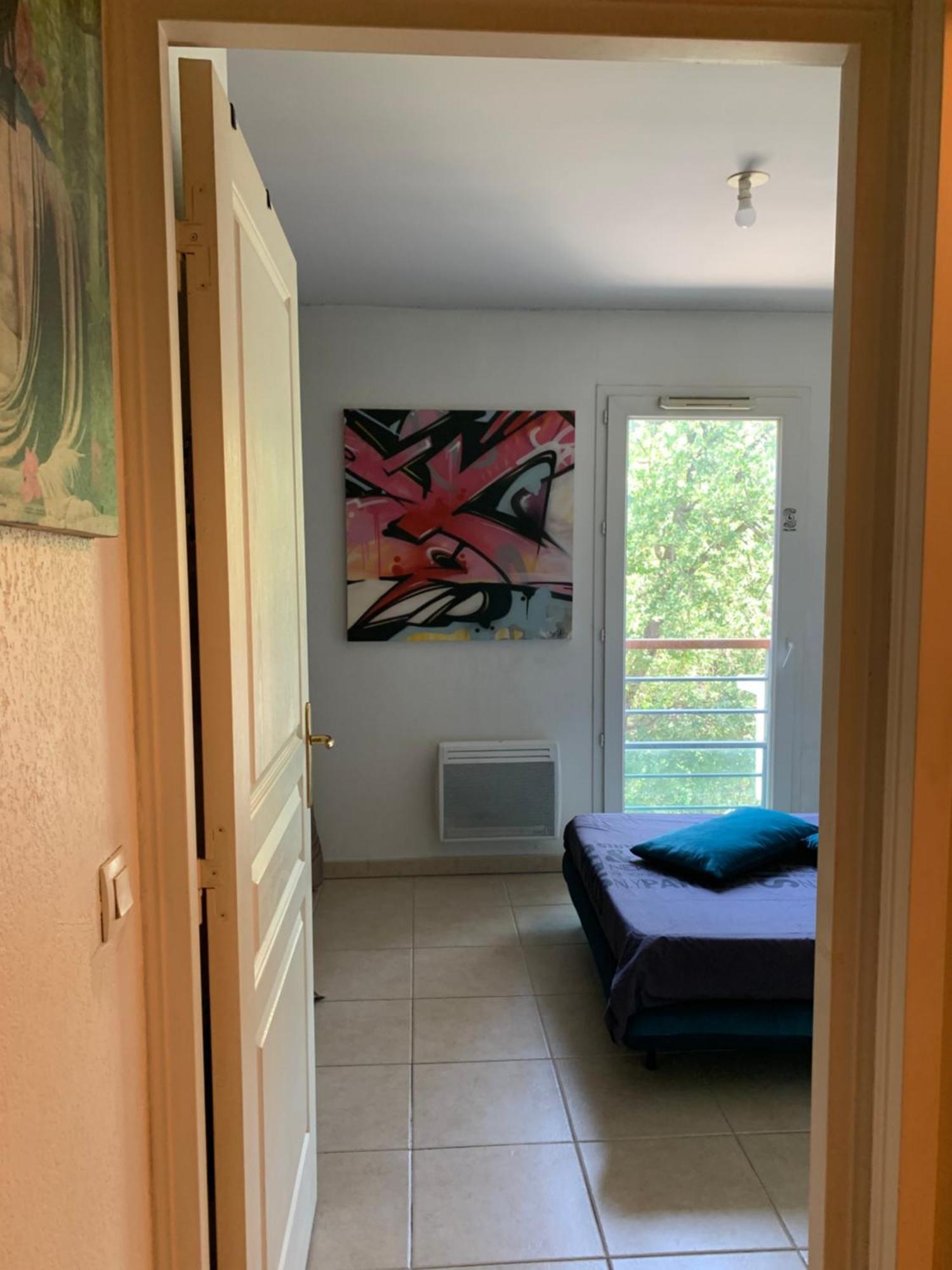 شقة Votre Sejour Cosy A Frejus! المظهر الخارجي الصورة